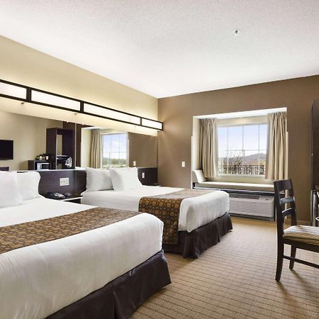 Microtel Inn & Suites By Wyndham Cambridge Luaran gambar
