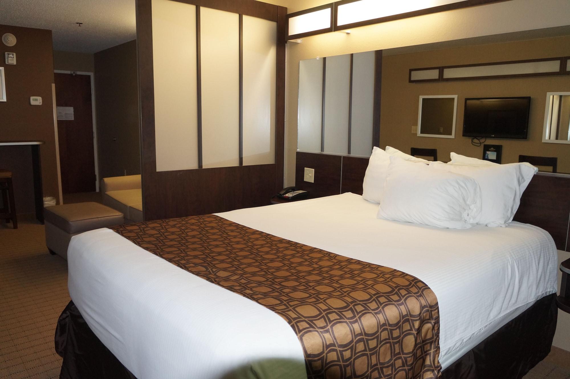 Microtel Inn & Suites By Wyndham Cambridge Luaran gambar