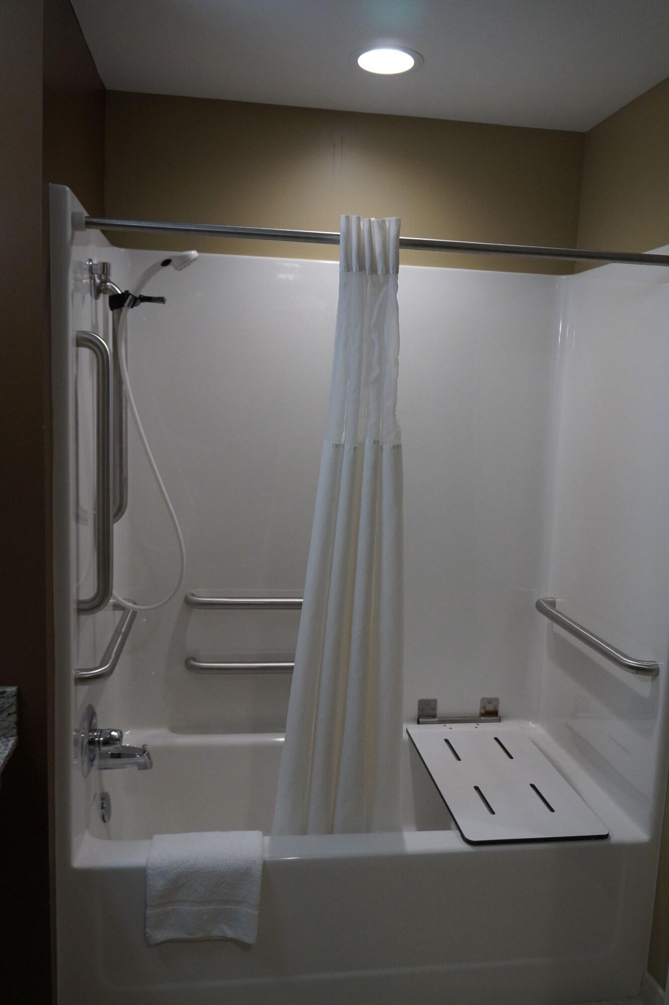 Microtel Inn & Suites By Wyndham Cambridge Luaran gambar