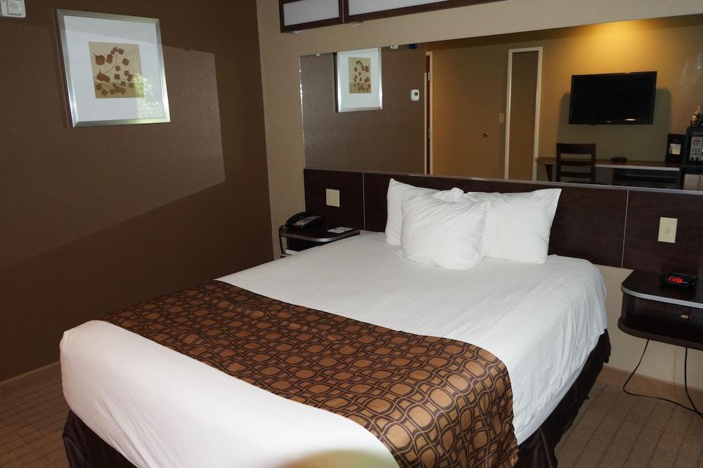 Microtel Inn & Suites By Wyndham Cambridge Luaran gambar