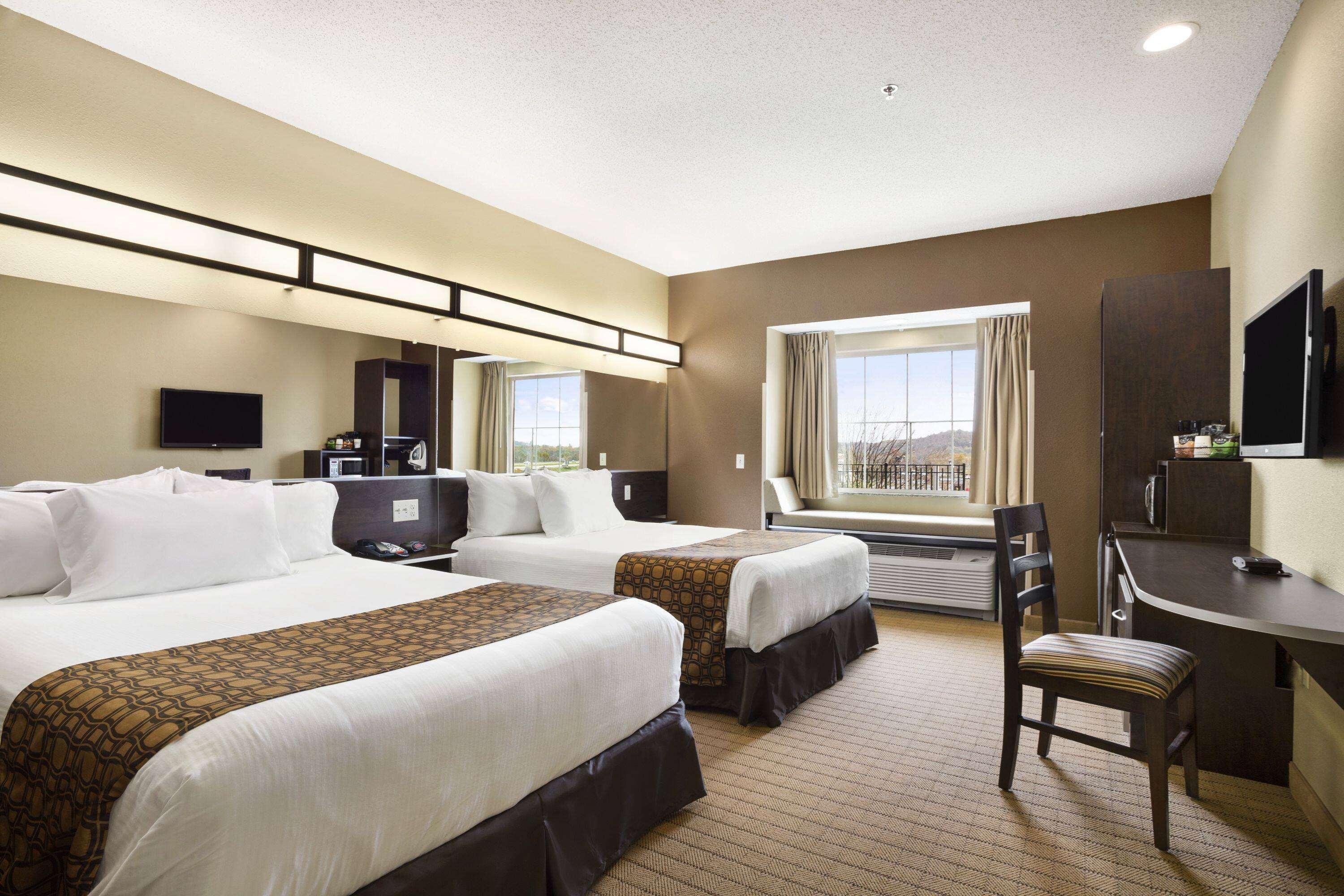 Microtel Inn & Suites By Wyndham Cambridge Luaran gambar