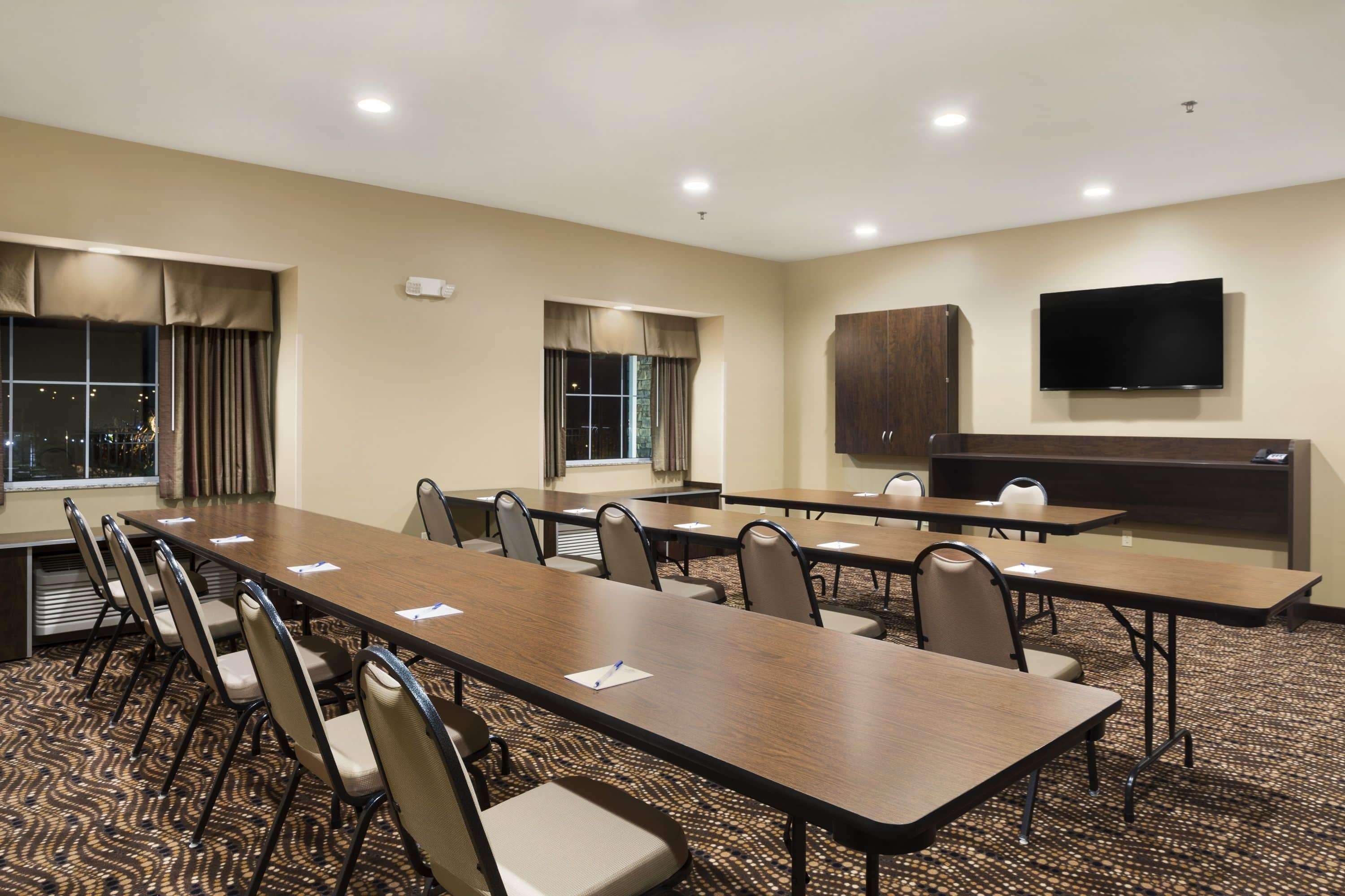 Microtel Inn & Suites By Wyndham Cambridge Luaran gambar